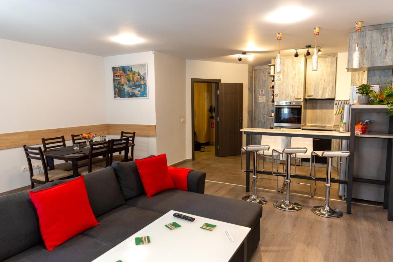 Fancy Big Apartment In The Heart Of София Экстерьер фото