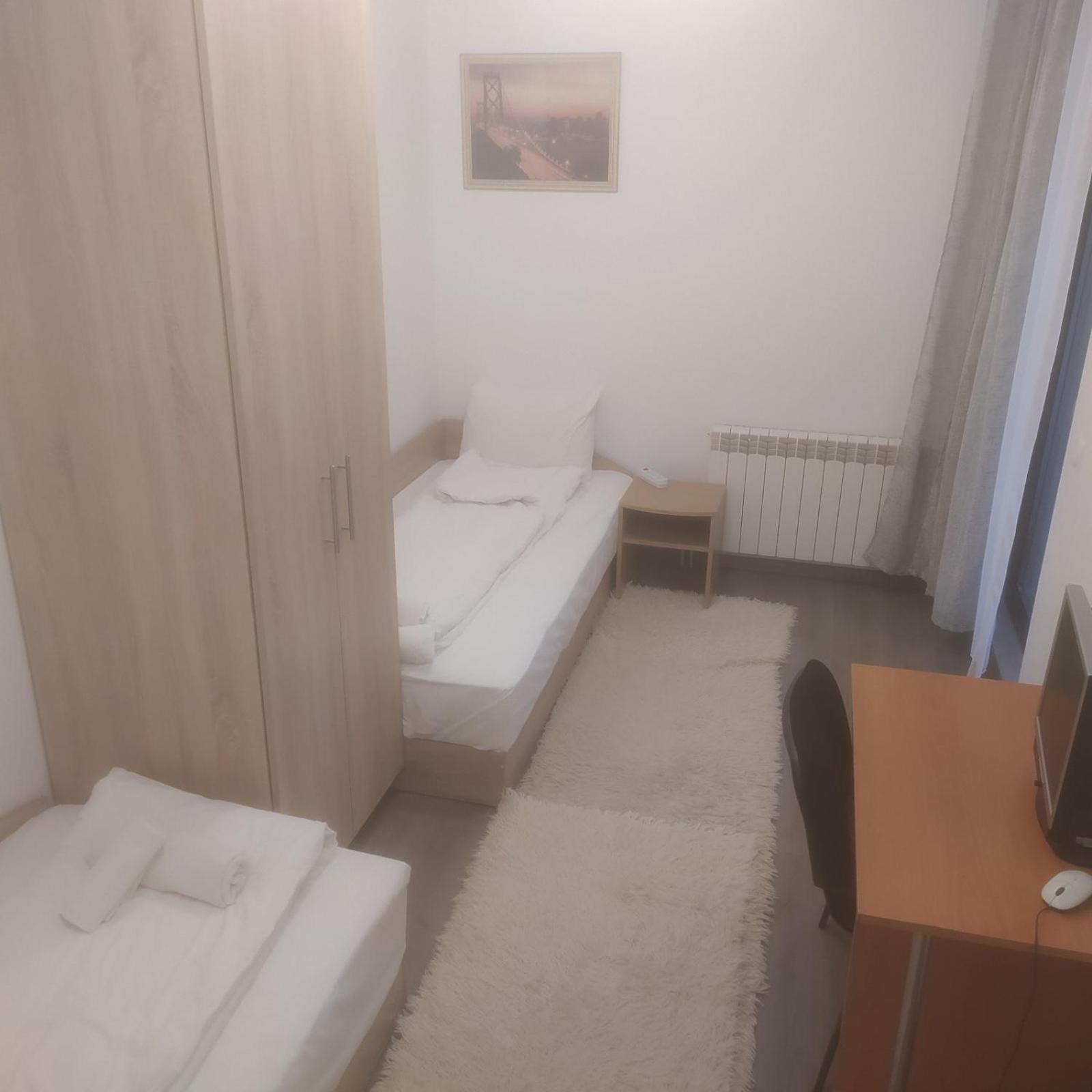 Fancy Big Apartment In The Heart Of София Экстерьер фото